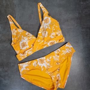 Niptuck Swim Yellow Floral Bikini Swimsuit Women's Size 10 Top, Medium Bottom